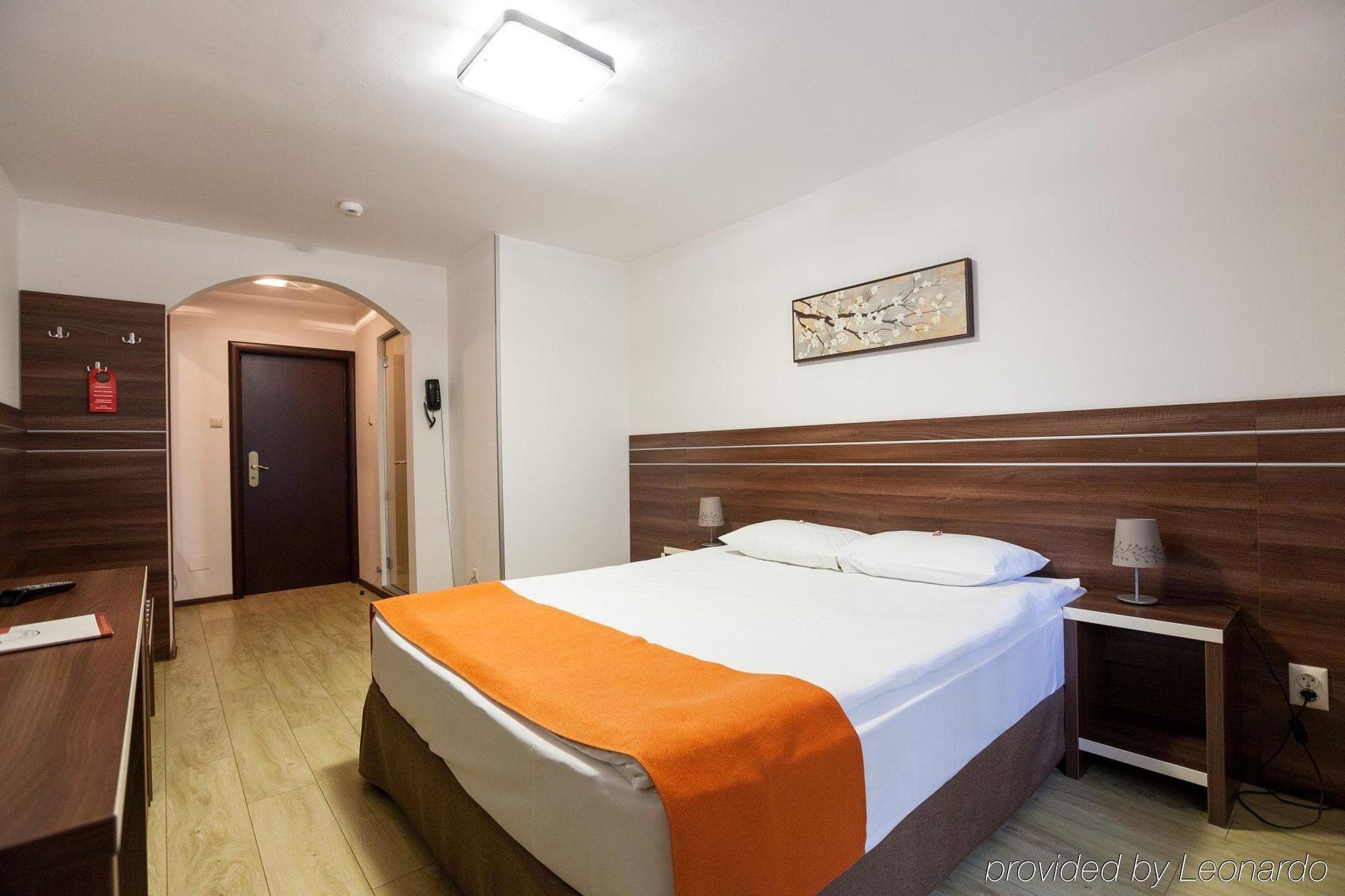 Hotel Nelisse Bükreş Dış mekan fotoğraf