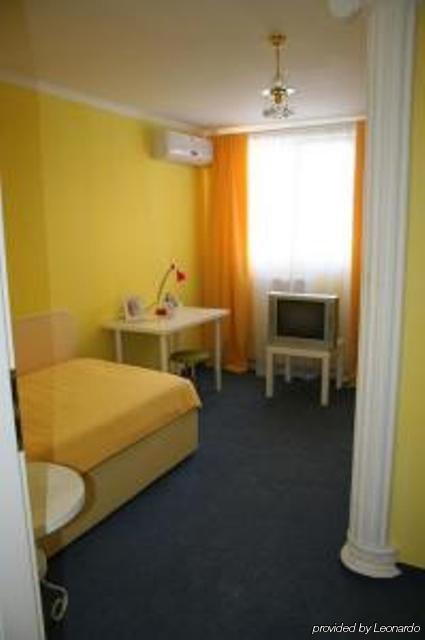 Hotel Nelisse Bükreş Oda fotoğraf