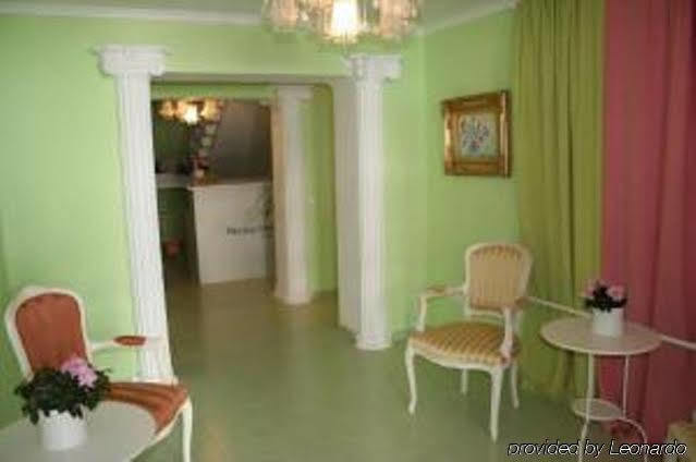 Hotel Nelisse Bükreş Dış mekan fotoğraf