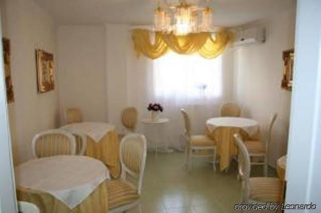 Hotel Nelisse Bükreş Dış mekan fotoğraf